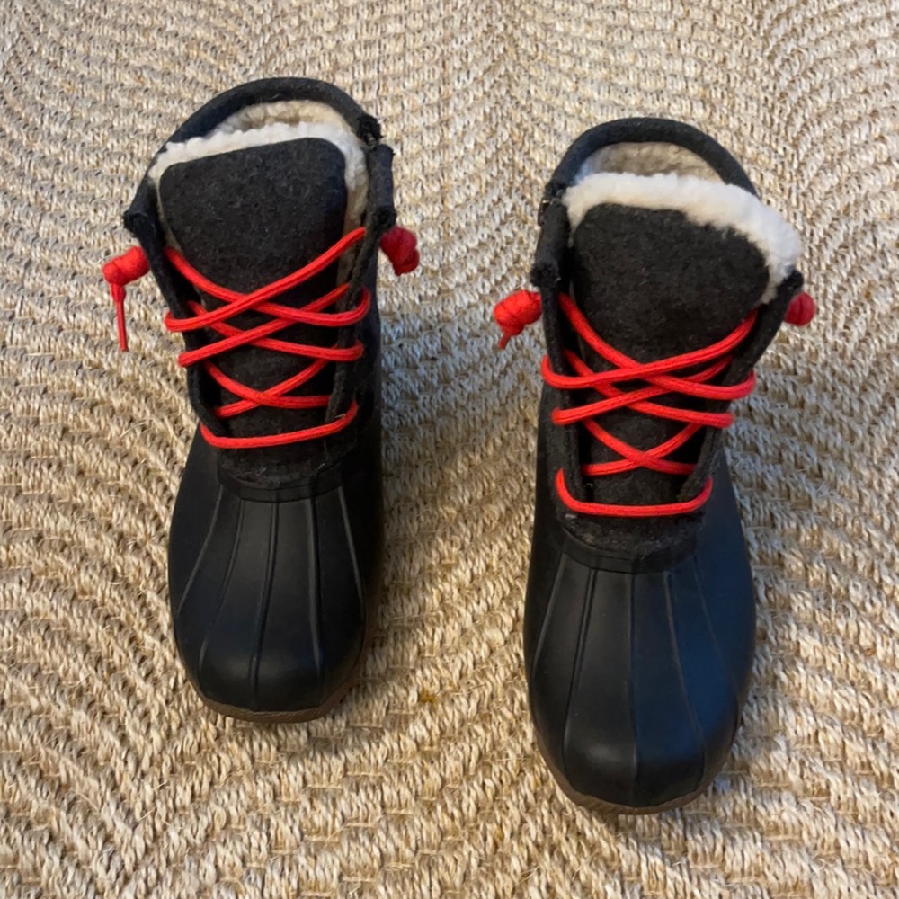 Sherry Sherpa lined winter boots size 6